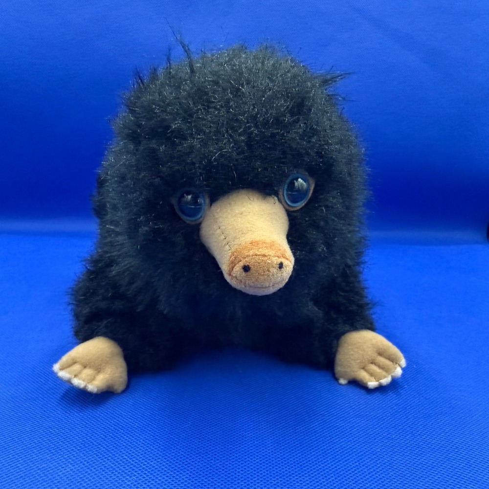 The Noble Collection Fantastic Beasts Niffler Plush Black Wizarding World Movie
